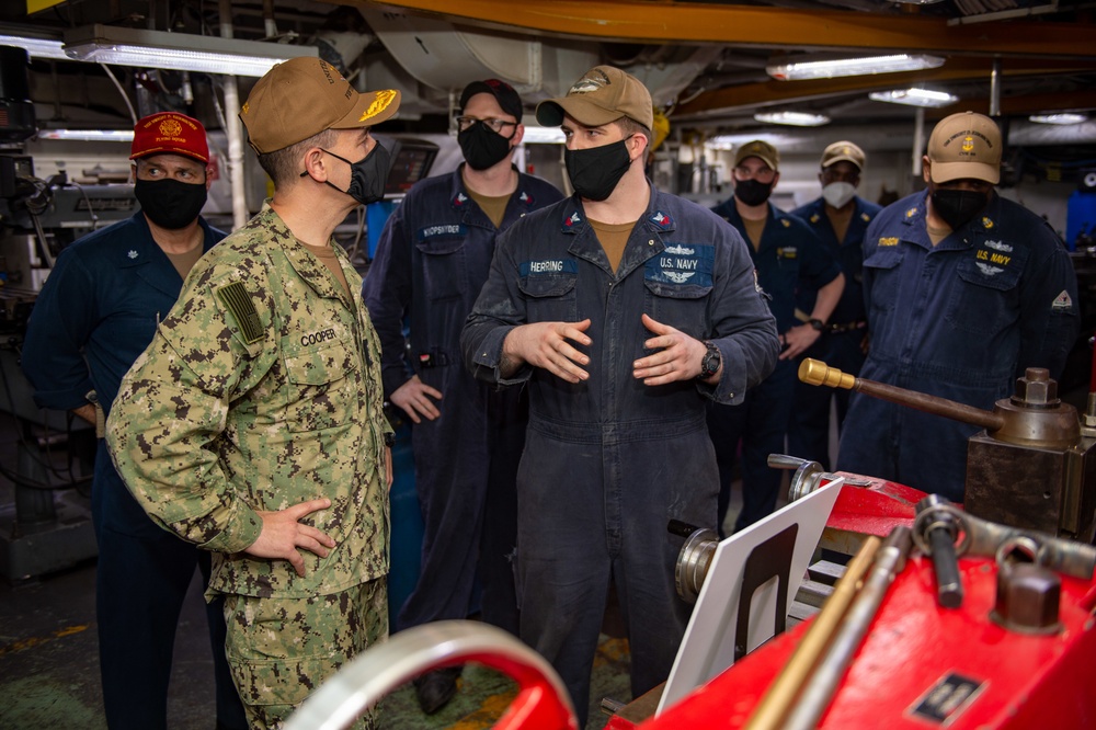 DVIDS - Images - US 5th Fleet in Persian Gulf [Image 1 of 12]
