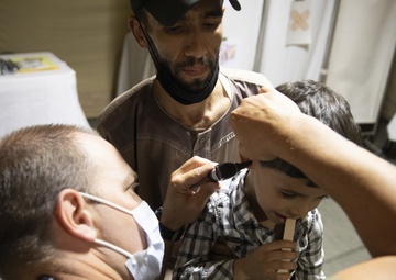 U.S. Airmen bring medical care to Moroccan children