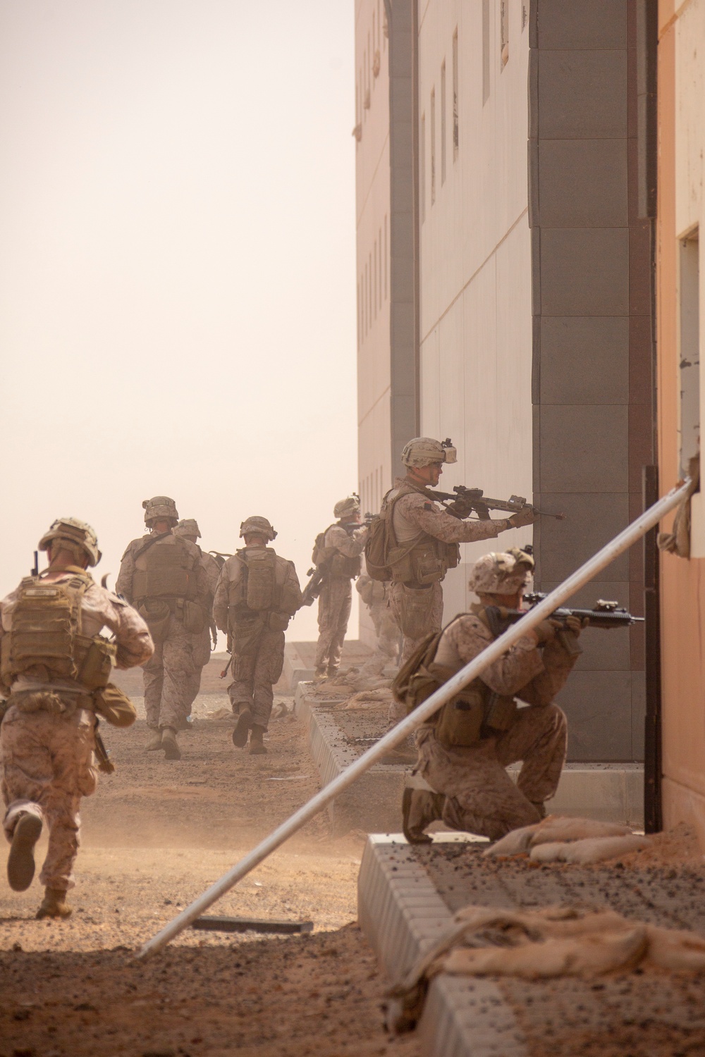 15th MEU Marines conduct TRAP and QRF training