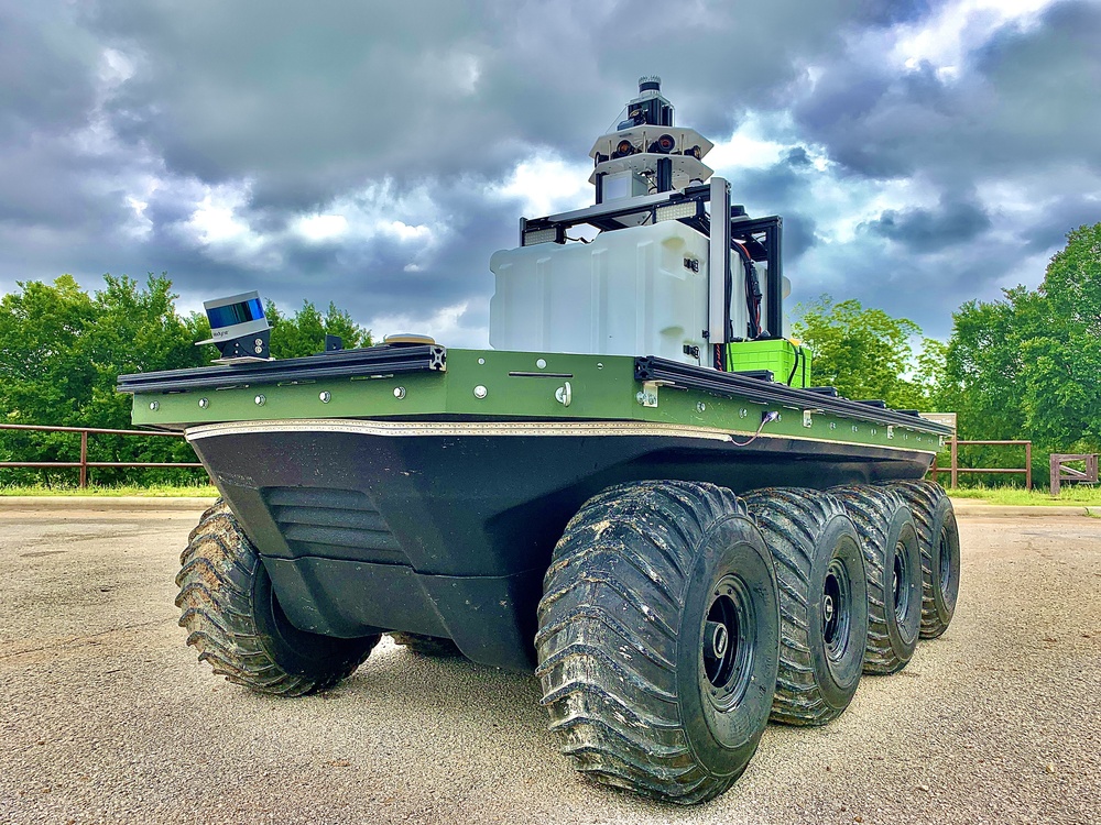 Army Research Engineers Test DamBot at Fort Worth District Lake