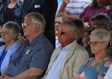 Family members of U.S. Army Cpl. Eldert J. Beek