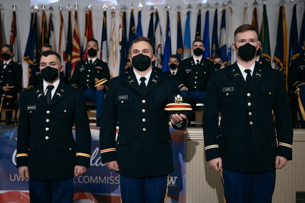 DVIDS Images Washington's newly commissioned Field Artillery officer [Image 1 of 5]