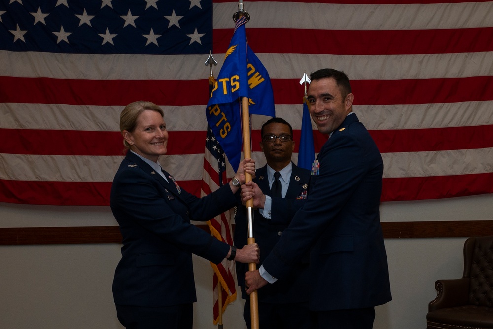 1st Special Operations Comptroller Squadron change of command