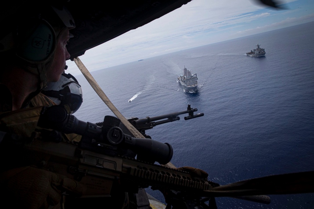 US Marines conduct a Maritime Interdiction Operation training exercise