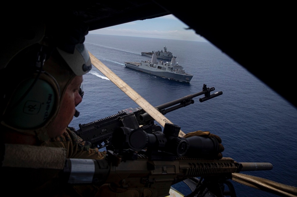 US Marines conduct a Maritime Interdiction Operation training exercise