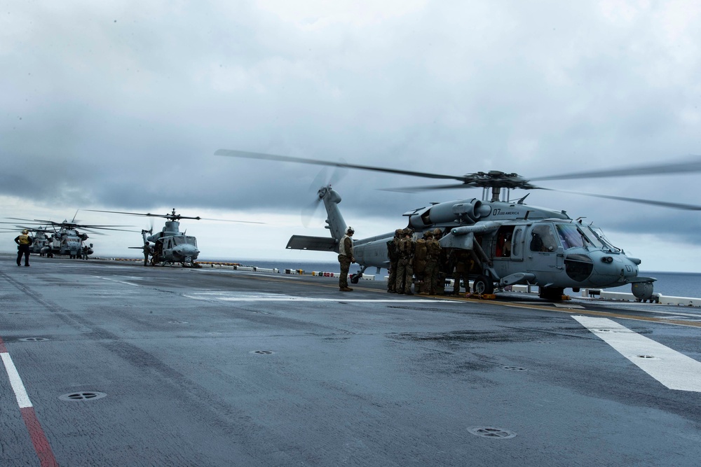 US Marines conduct a Maritime Interdiction Operation training exercise