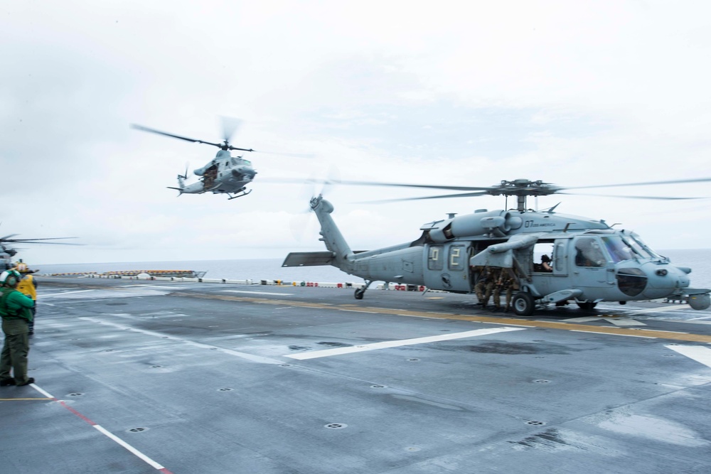 US Marines conduct a Maritime Interdiction Operation training exercise