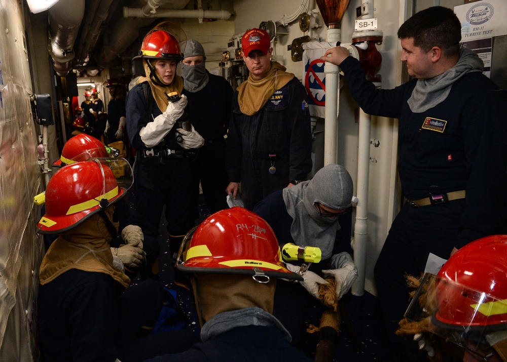 USS Harry S. Truman (CVN 75) transits the Atlantic Ocean.