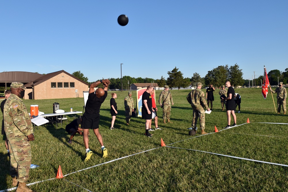 ‘Patriot’ Brigade Soldiers conduct First Army’s S/SGT Curtis F. Stroup Standing Power Throw (STP) event