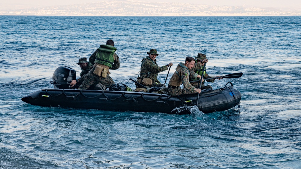 BLT 1/4 Marines conduct small boat raid training