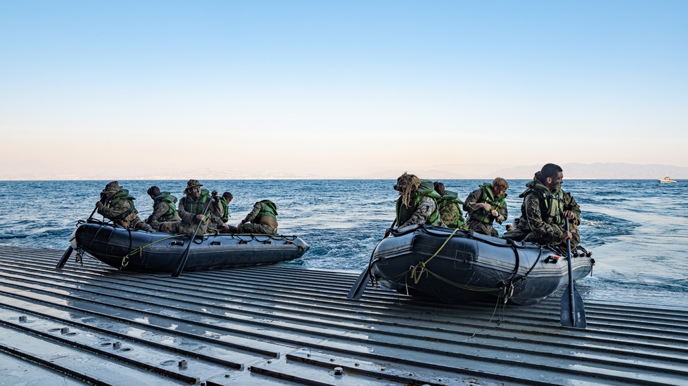 BLT 1/4 Marines conduct small boat raid training