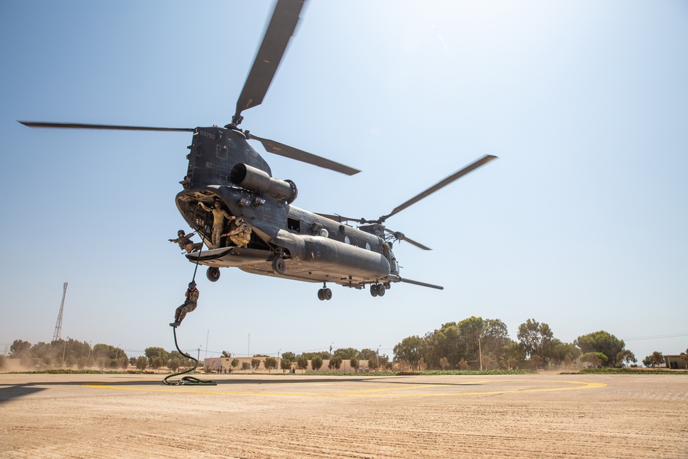 African Lion 2021 - 160th SOAR, 19th SFG and Moroccan Forces Fast Rope