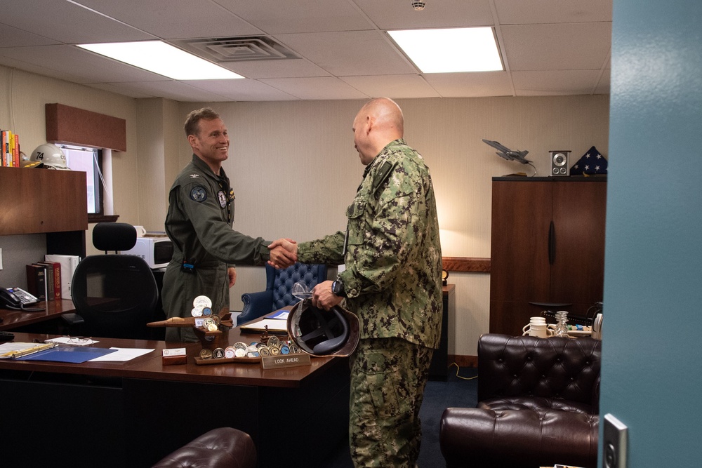 Force master chief visits Stennis.