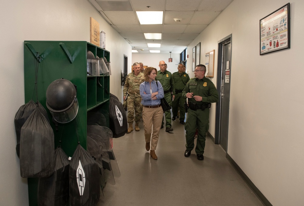 DSD Hicks Visits Southwest Border in Arizona