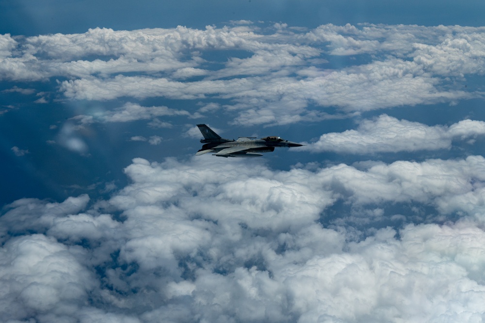 Hellenic F-16 Fighting Falcon Escorts a B-52H