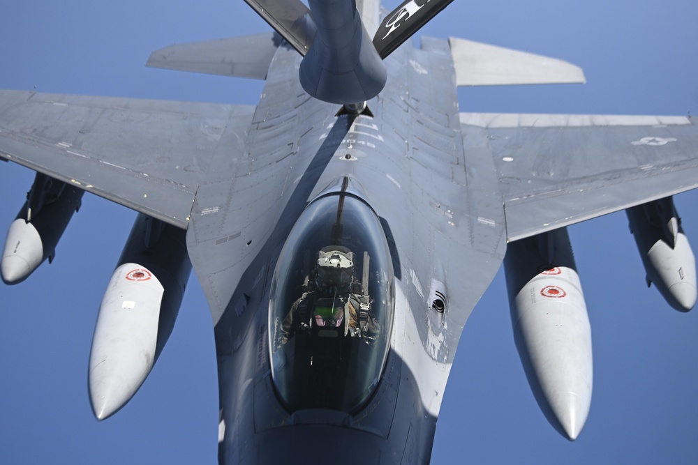 100th ARW guides 31st FW F-16s to Exercise African Lion 2021