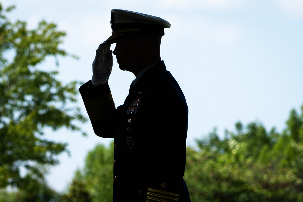 Lt. j.g. Morgan Garrett laid to rest at Arlington National Cemetery