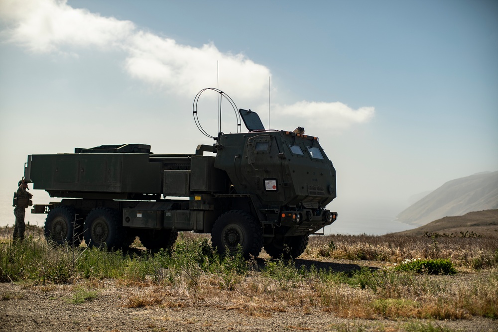 HIMARS Platoon Conducts Fires EAB Mission at San Clemente Island
