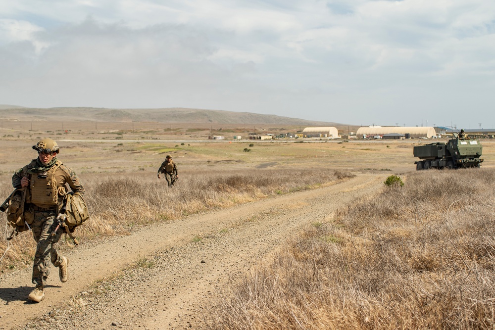 HIMARS Platoon Conducts Fires EAB Mission at San Clemente Island