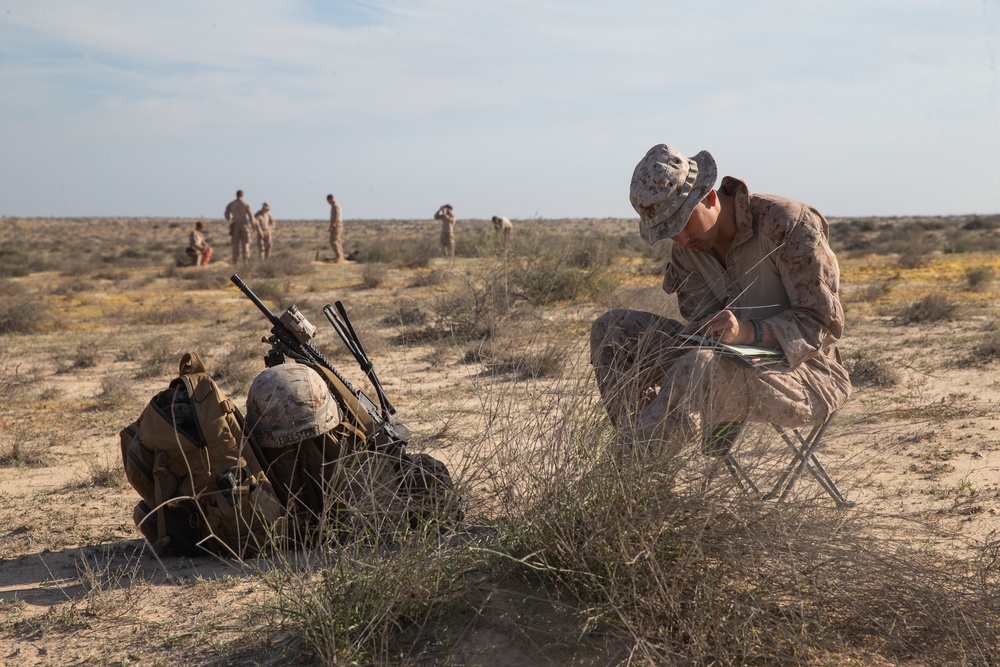 15th MEU Marines build terrain models