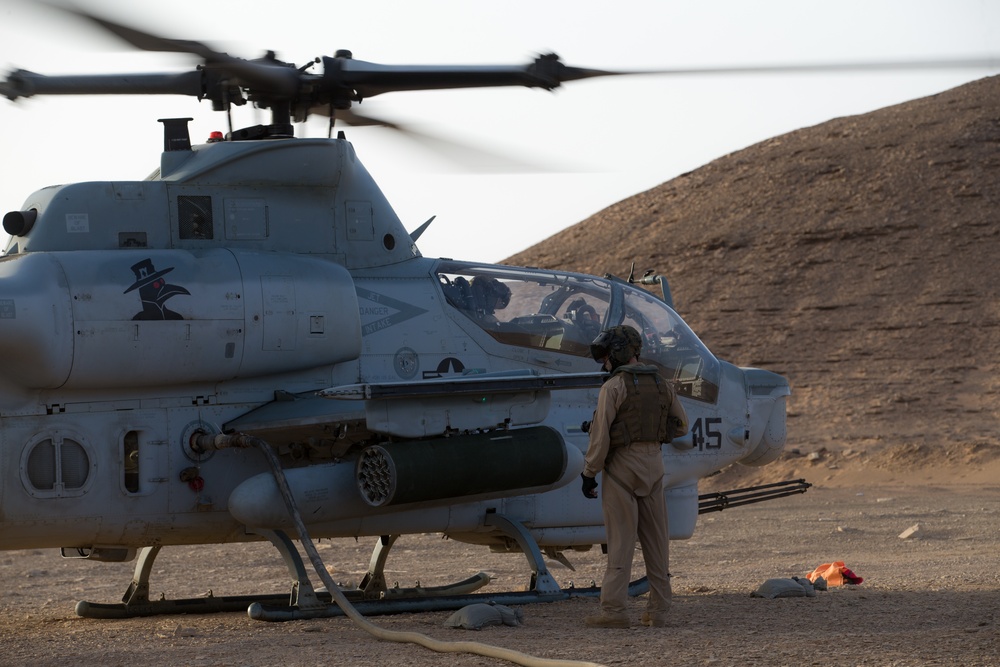 15th MEU conducts FARP operations