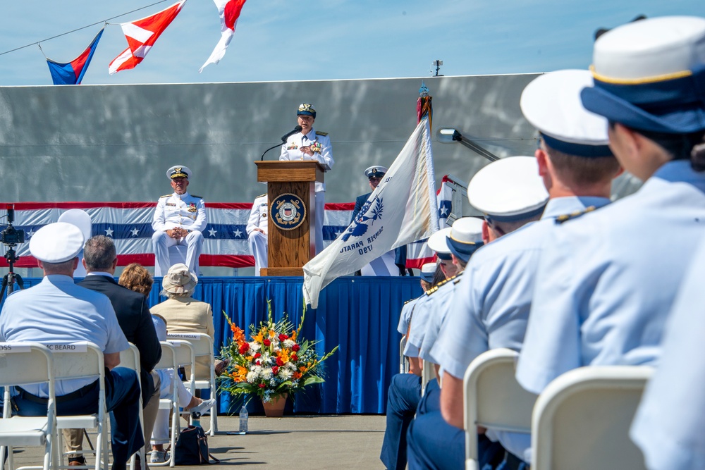 Coast Guard Pacific Area holds change of command ceremony