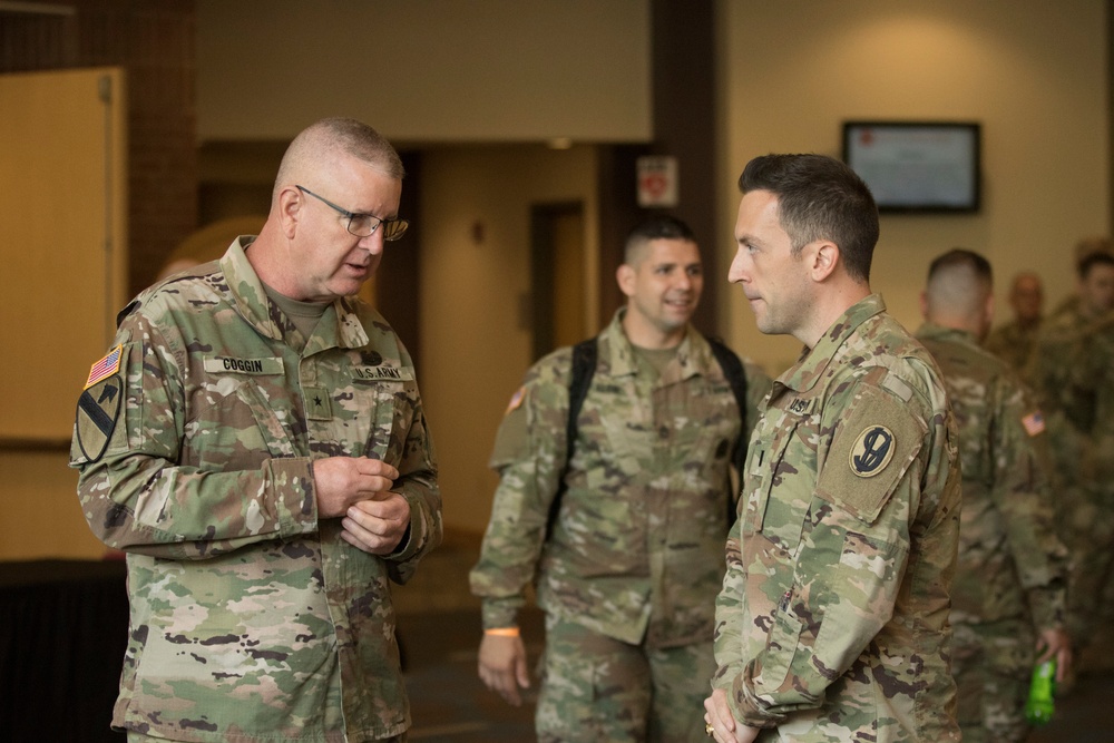 DVIDS - Images - USACAPOC(A) CG attends Detainee Ops Training [Image 2 ...