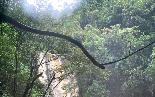 Marines awarded for Ta-Taki Falls flash flood rescue