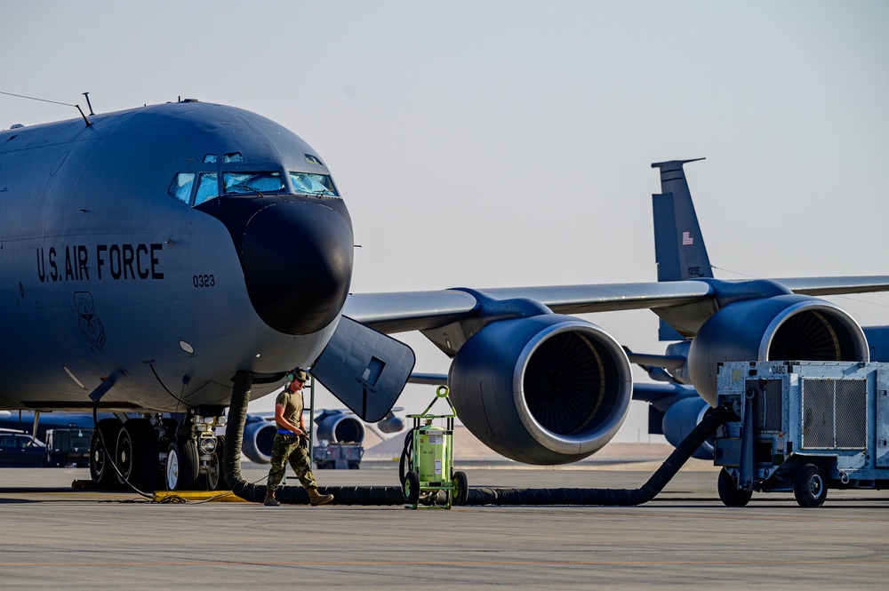 KC-135 Stratotanker Refuels F/A-18D Hornets