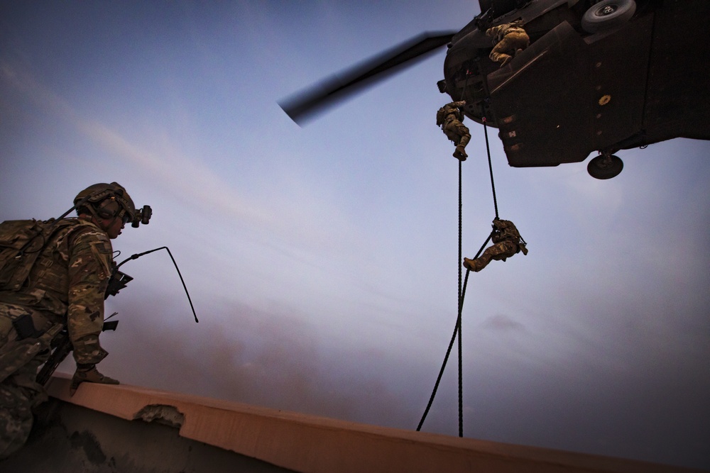 African Lion 2021 - Night Fast Rope
