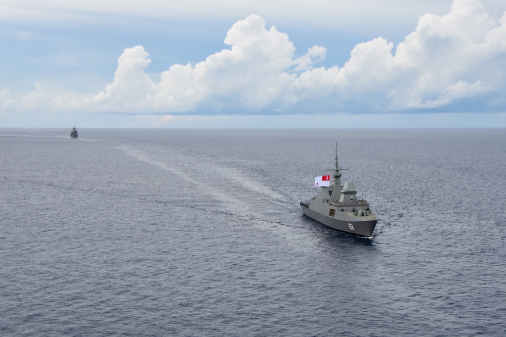 Exercise with the Republic of Singapore Navy