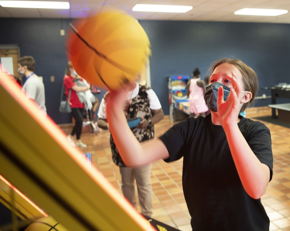Wright-Patt youth center gets new game room