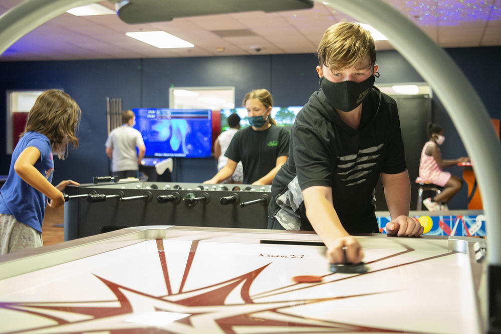 Wright-Patt youth center gets new game room