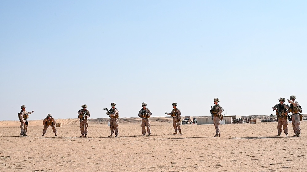 15th MEU Marines, Sailors train with rockets