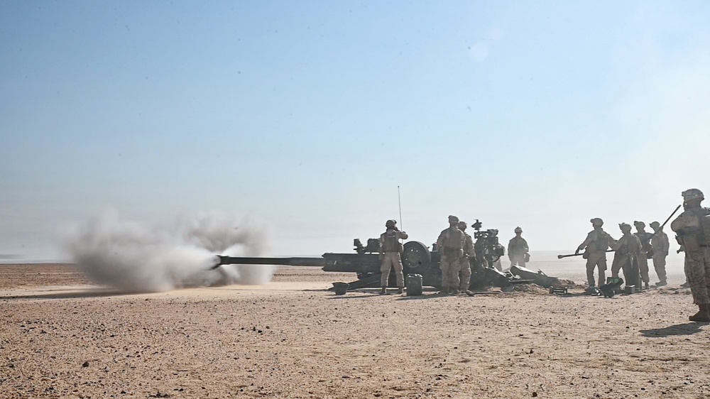 15th MEU Marines, Sailors fire Howitzer