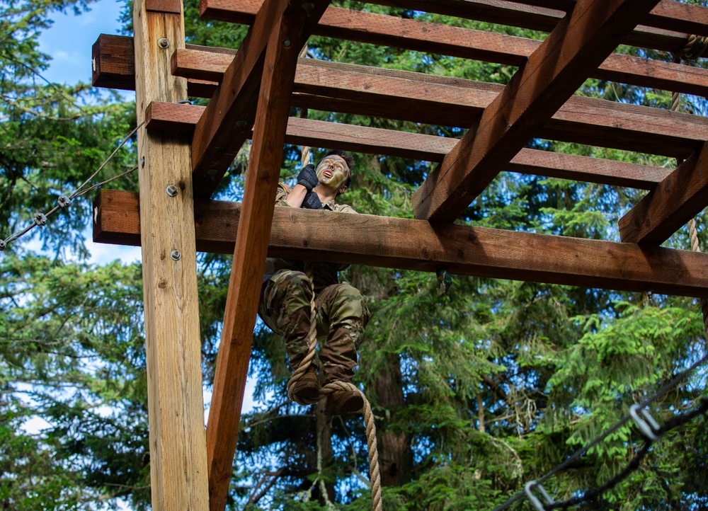 Raptor Brigade Soldier and NCO Compete at I Corps Best Warrior Competition