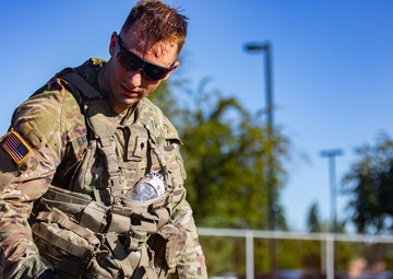 Raptor Brigade Soldier and NCO Compete at I Corps Best Warrior Competition