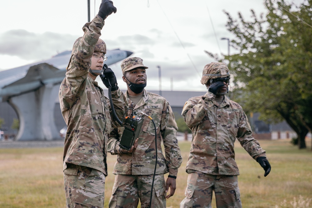 Soldiers of C Co., 898th Brigade Engineer Battalion race to establish communication