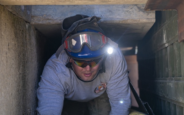 ANG firefighters and ITTF members conduct USAR training at PATRIOT 21