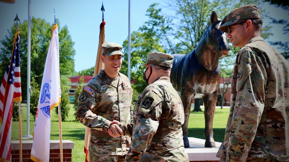MAJ Kama receives Meritorious Service Medal
