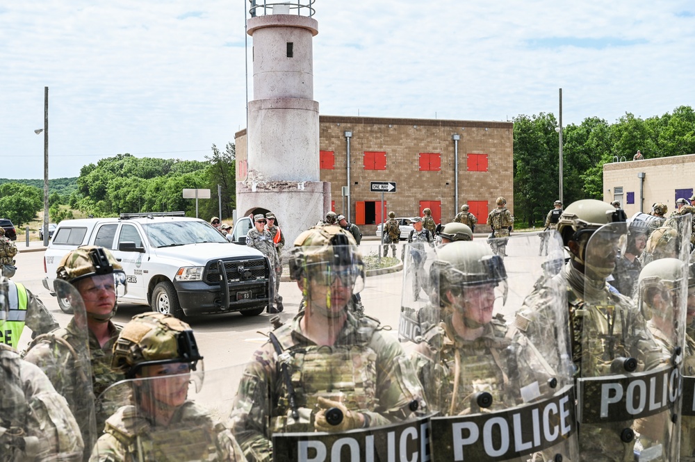 165th Security Forces participates in PATRIOT 21 at Fort McCoy