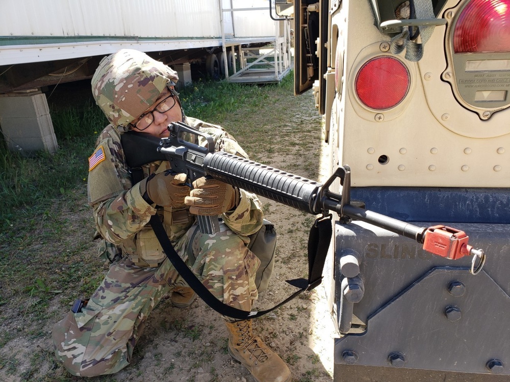 U.S. Army Reserve Soldiers test their battlefield skills at WAREX 86-21-02