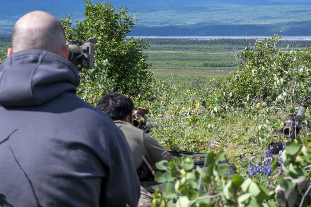 Red Flag-Alaska 21: Green Berets take 1 mile shot