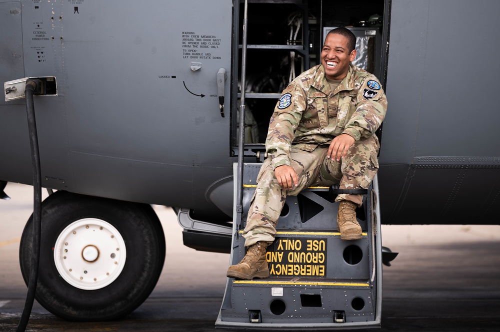 Crew Chief African Lion 21