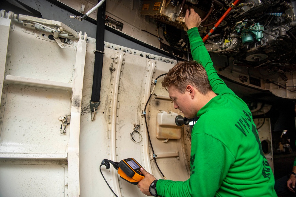 USS Harry S. Truman (CVN 75) transits the Atlantic Ocean.