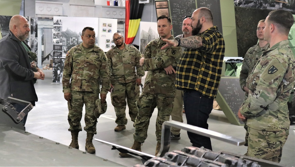 ASG-P Staff Visits the Poznan Military Museum