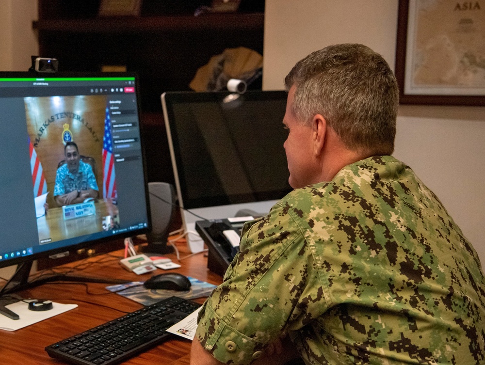 PACFLT Commander Holds Key Leader Engagement