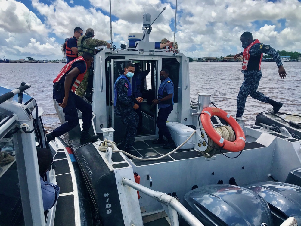 Pinching and Boarding Training at Tradewinds 2021