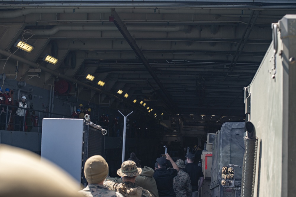 Artillery Marines Utilize LCU Transport After Fires EAB Mission