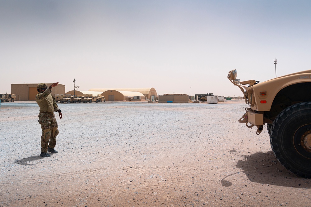 82 EASOS Airmen, 1-194 Soldiers conduct M-ATV training